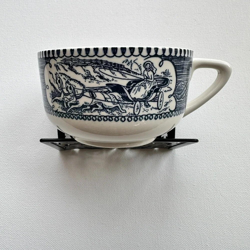 Vintage Royal Currier &‎ Ives  'Early Winter'
